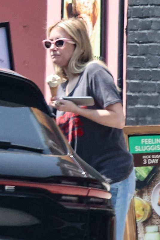 EMMA ROBERTS Out in Los Angeles 04/20/2024