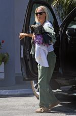 ERIN BARTLETT at Fazio Cleaners in Brentwood 04/10/2024