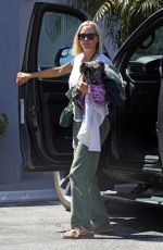 ERIN BARTLETT at Fazio Cleaners in Brentwood 04/10/2024