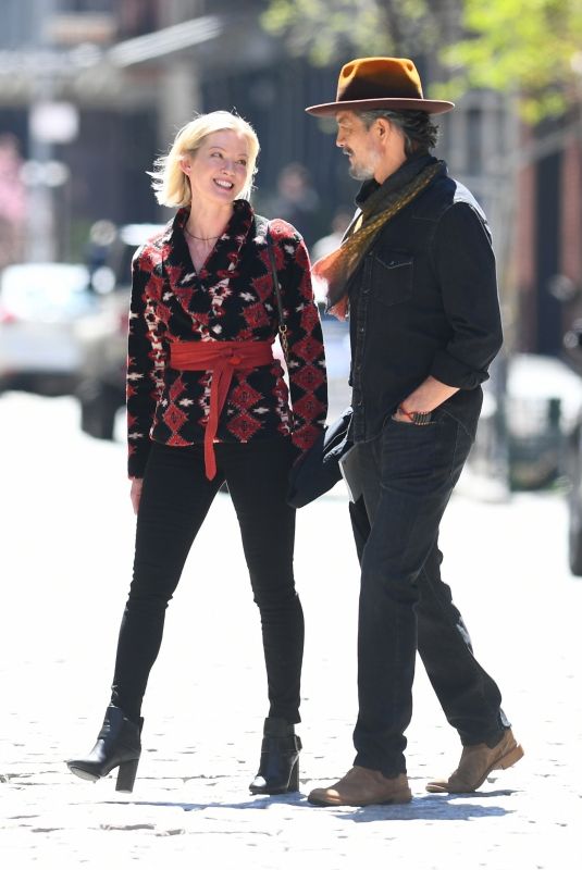 GRETCHEN MOL on the Set of Miller By Marriage in New York 04/23/2024