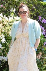 JENNIFER GARNER Out and About in Santa Monica 04/23/2024