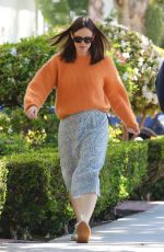JENNIFER GARNER Out and About in Santa Monica 04/26/2024
