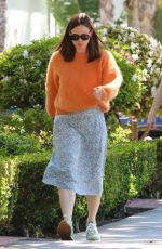 JENNIFER GARNER Out and About in Santa Monica 04/26/2024