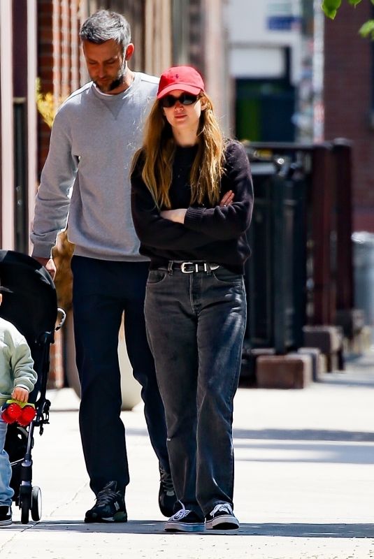 JENNIFER LAWRENCE and Cooke Maroney Out in New York 04/29/2024