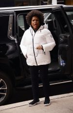 JENNIFER LEWIS Arrives at Drew Barrymore Show in New York 04/04/2024