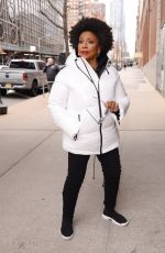 JENNIFER LEWIS Arrives at Drew Barrymore Show in New York 04/04/2024