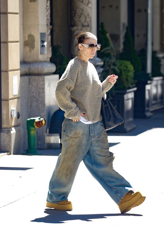 JENNIFER LOPEZ in a Baggy Jeans and Beige Sweater Out in New York 04/26/2024