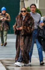 JENNIFER LOPEZ Leaves Her Apartment in New York 04/02/2024