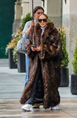 JENNIFER LOPEZ Leaves Her Apartment in New York 04/02/2024