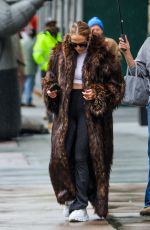 JENNIFER LOPEZ Leaves Her Apartment in New York 04/02/2024