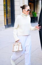 JENNIFER LOPEZ Leaves Her Hotel in New York 04/23/2024