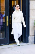 JENNIFER LOPEZ Leaves Her Hotel in New York 04/23/2024