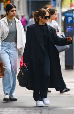 JENNIFER LOPEZ Leaves Her New York City Apartment 04/20/2024