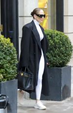 JENNIFER LOPEZ Out and About in Manhattan 04/11/2024
