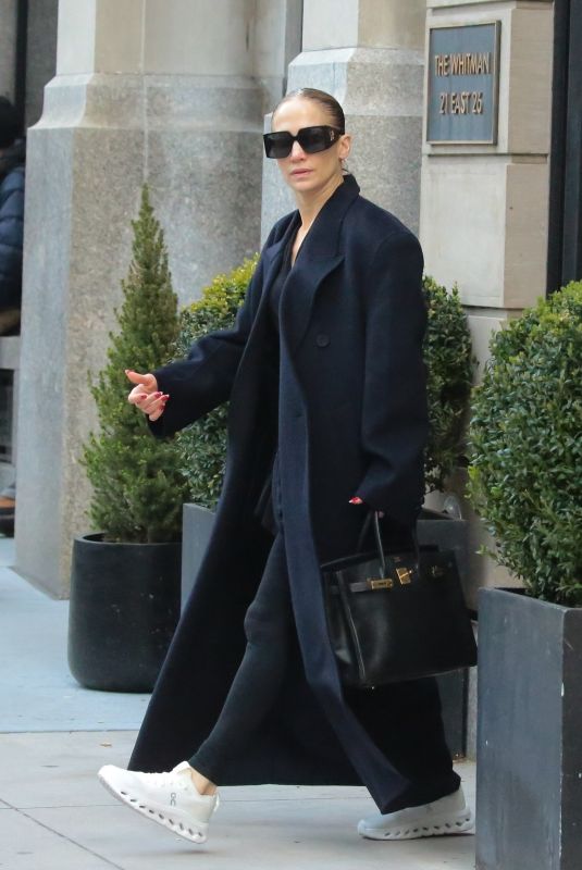 JENNIFER LOPEZ Out and About in New York 04/10/2024