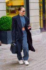 JENNIFER LOPEZ Out in New York 04/24/2024