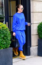 JENNIFER LOPEZ Steps Out in New York 04/17/2024