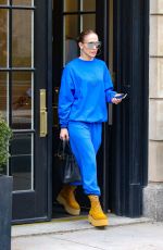 JENNIFER LOPEZ Steps Out in New York 04/17/2024