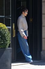 JENNIFER LOPEZ Steps out Ready for Work in New York 04/25/2024