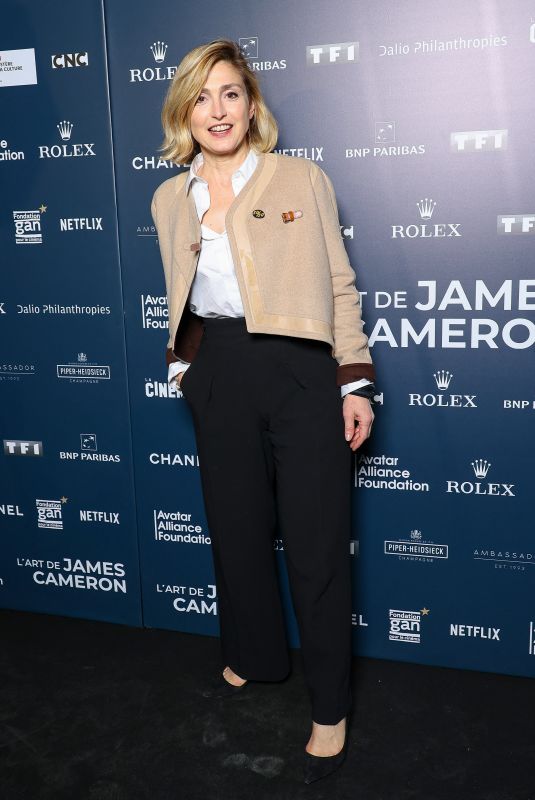 JULIE GAYET at The Art Of James Cameron Exhibition in Paris 04/03/2024