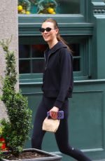 KARLIE KLOSS Leaves a Gym in New York 04/18/2024