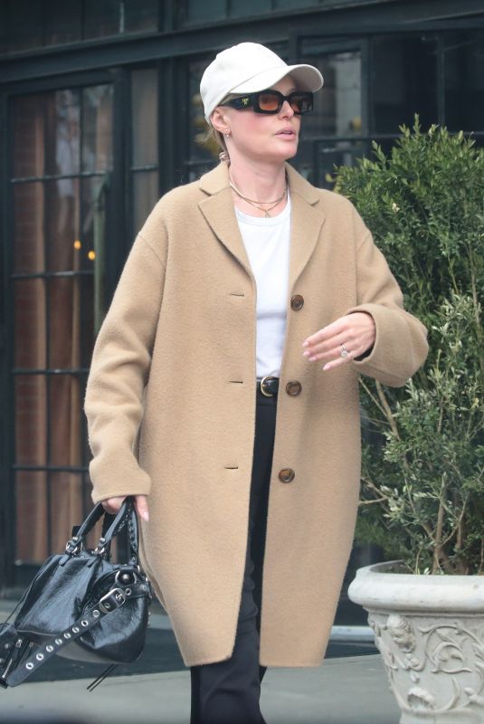 KATE BOSWORTH Out and About in New York 04/04/2024