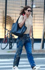 KATIE HOLMES Out and About in New York 04/10/2024