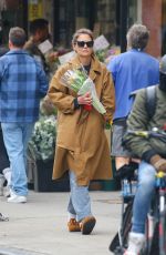 KATIE HOLMES Out with a Bouquet of Flowers in New York 04/19/2024
