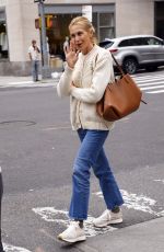 KELLY RUTHERFORD Out and About in New York 04/14/2024