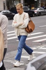KELLY RUTHERFORD Out and About in New York 04/14/2024