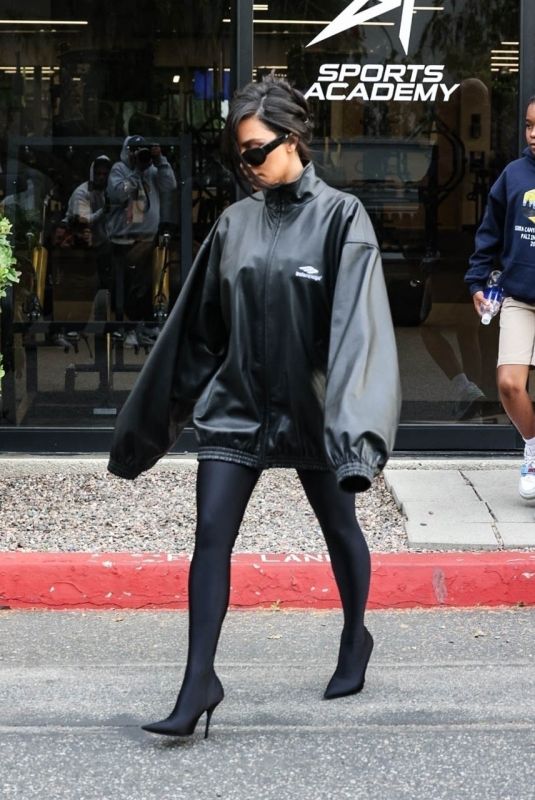 KIM KARDASHIAN Arrives at Her Son’s Game in Thousand Oaks 04/12/2024