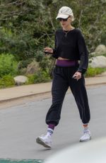 KIMBERLY STEWART Out for Morning Hike in Los Angeles 04/25/2024
