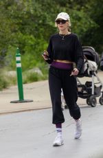 KIMBERLY STEWART Out for Morning Hike in Los Angeles 04/25/2024