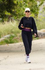 KIMBERLY STEWART Out for Morning Hike in Los Angeles 04/25/2024