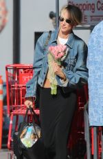 KIMBERLY STEWART Shopping at Erewhon Market 04/23/2024