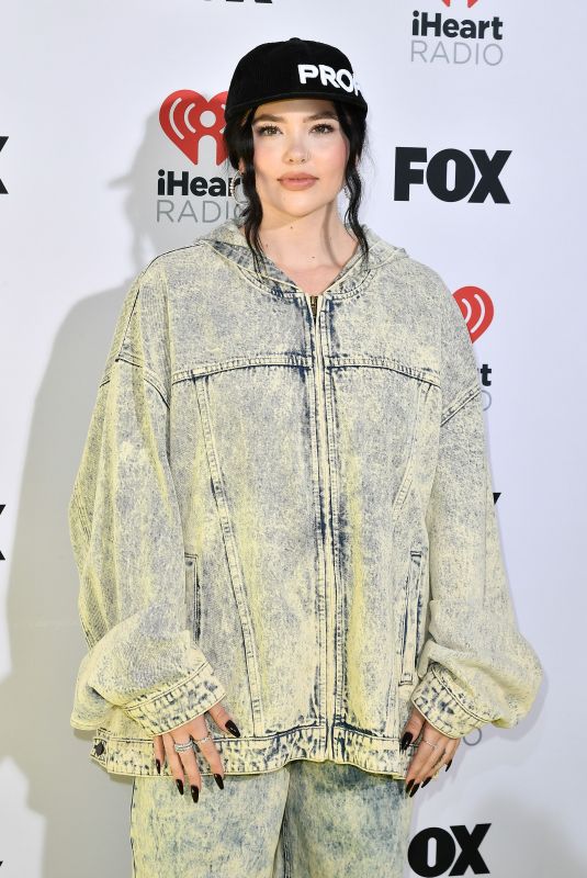 LAUREN SPENCER-SMITH at 2024 iHeartRadio Music Awards in Hollywood 04/01/2024