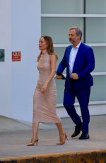 LESLIE MANN Arrives at a Charity Event Hosted by Prada in Beverly Hills 04/09/2024