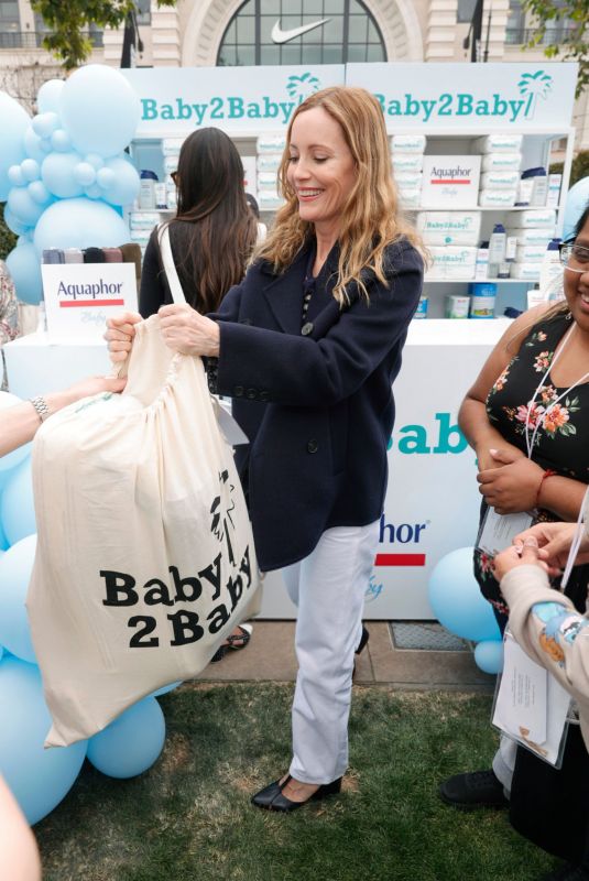LESLIE MANN at Baby2Baby Mother’s Day Celebration at The Grove in Los Angeles 04/23/2024