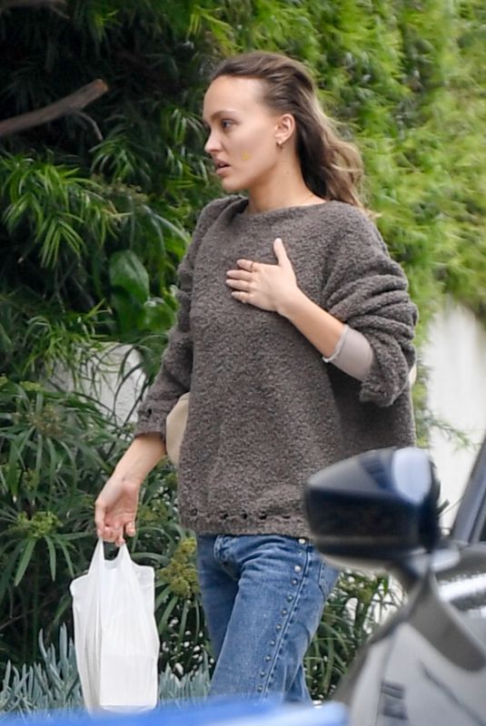 LILY-ROSE DEPP Visits a Friend in Los Angeles 04/12/2024