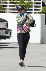 LISA RINNA Out Shopping at PetCo in Studio City 04/07/2024