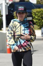 LISA RINNA Out Shopping at PetCo in Studio City 04/07/2024