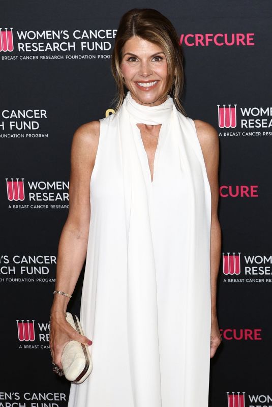LORI LOUGHLIN at An Unforgettable Evening Benefiting Women’s Cancer Research Fund in Beverly Hills 04/10/2024
