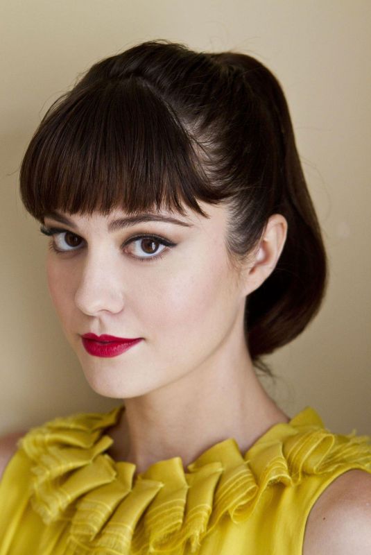 MARY ELIZABETH WINSTEAD for Los Angeles Times, October 2011