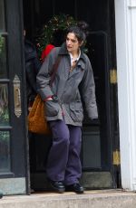 MICHELLE WILLIAMS and JENNY SLATE on the Set of Dying for Sex in Brooklyn 04/18/2024