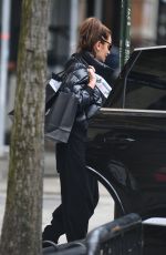 PENELOPE CRUZ Shopping at What Goes Around Comes Around Store in Soho 04/18/2024