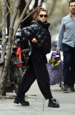 PENELOPE CRUZ Shopping at What Goes Around Comes Around Store in Soho 04/18/2024