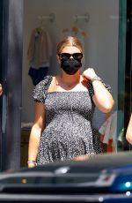 Pregnant SOFIA RICHIE Shopping for Baby Clothes in Beverly Hills 04/10/2024