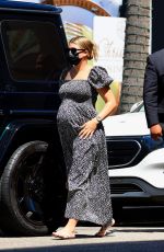Pregnant SOFIA RICHIE Shopping for Baby Clothes in Beverly Hills 04/10/2024
