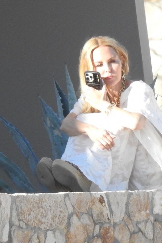 RACHEL ZOE on Holiday in Tulum 04/04/2024