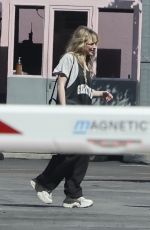 SABRINA CARPENTER Heading to a Studio in Los Angeles 04/08/2024